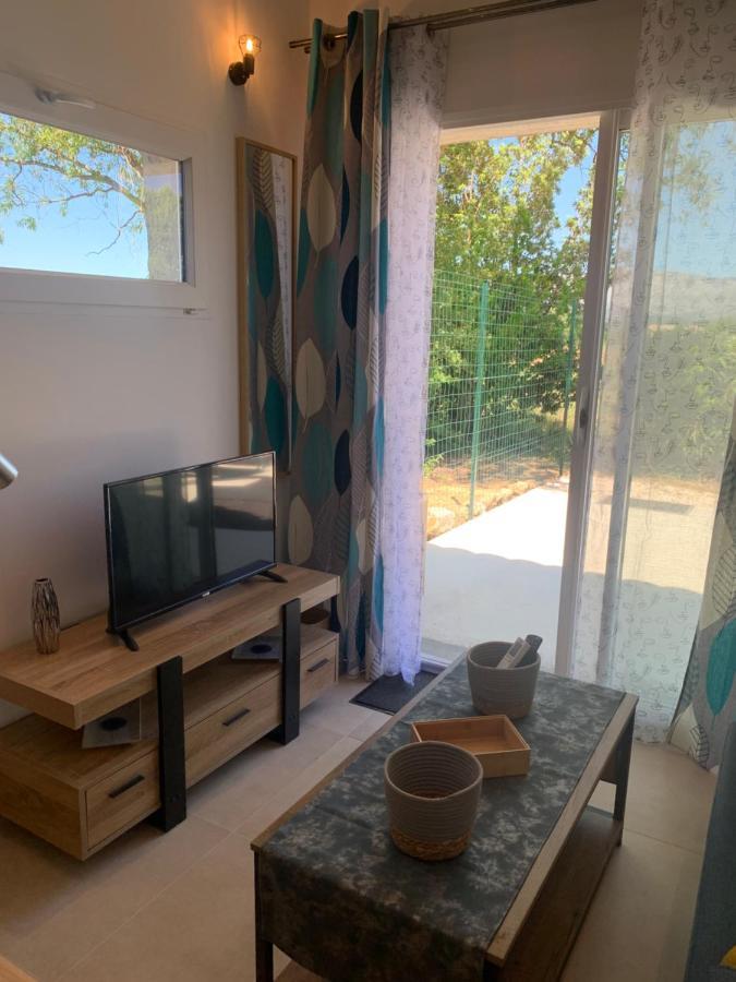 트레 Mas Gabelys Superbe Vue Sainte Victoire Jardin Terrasse Et Piscine 아파트 외부 사진