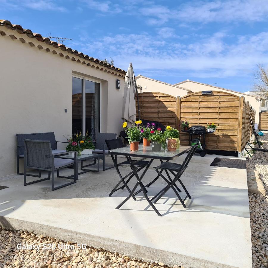 트레 Mas Gabelys Superbe Vue Sainte Victoire Jardin Terrasse Et Piscine 아파트 외부 사진