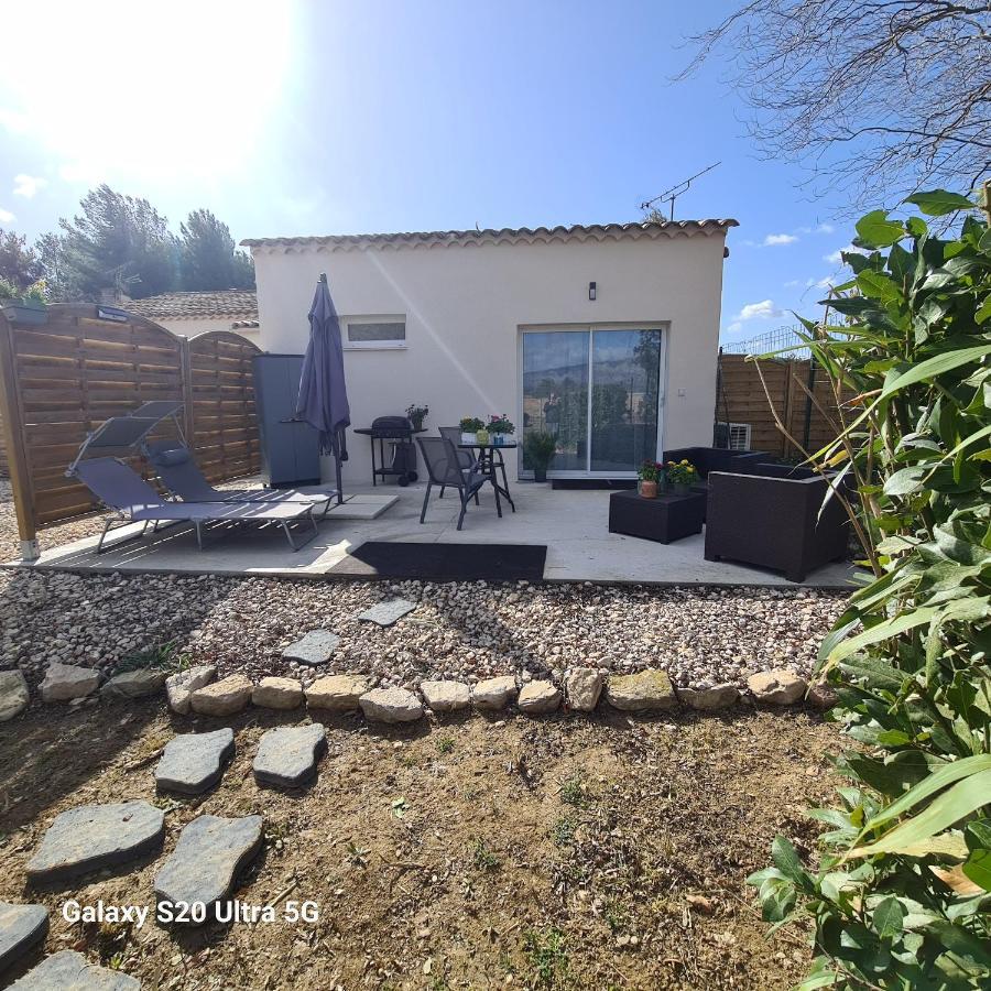 트레 Mas Gabelys Superbe Vue Sainte Victoire Jardin Terrasse Et Piscine 아파트 외부 사진